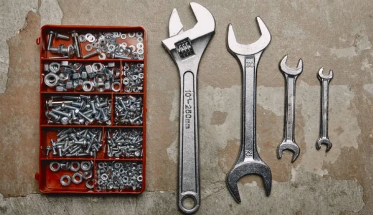 Top 20 Marketing Tools to Elevate Your Business in 2025 000